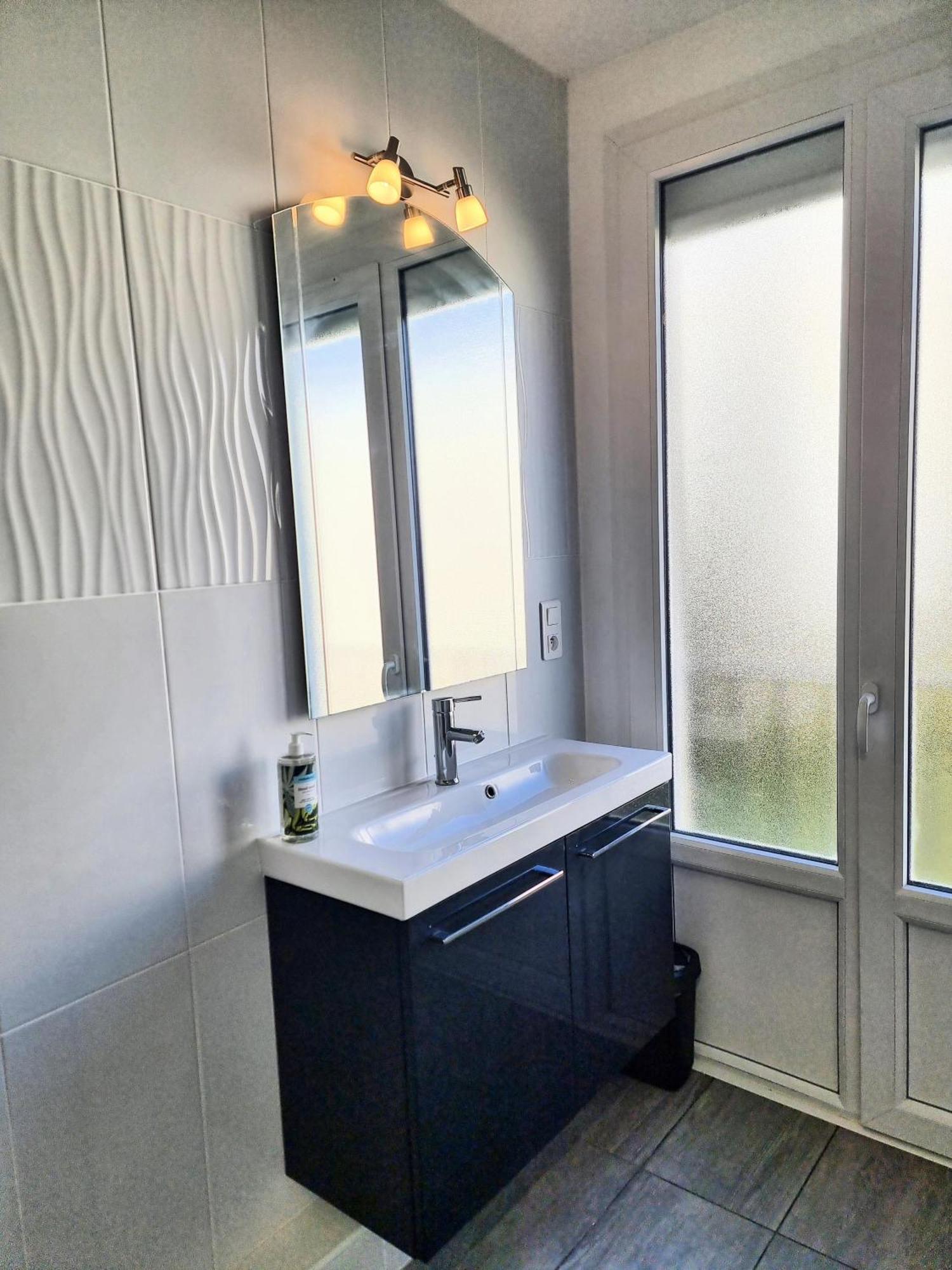 6 Appartements Et 4 Adresses A Mi-Chemin Entre Le Vieux Port Et L Ile De Re La Rochelle  Eksteriør billede